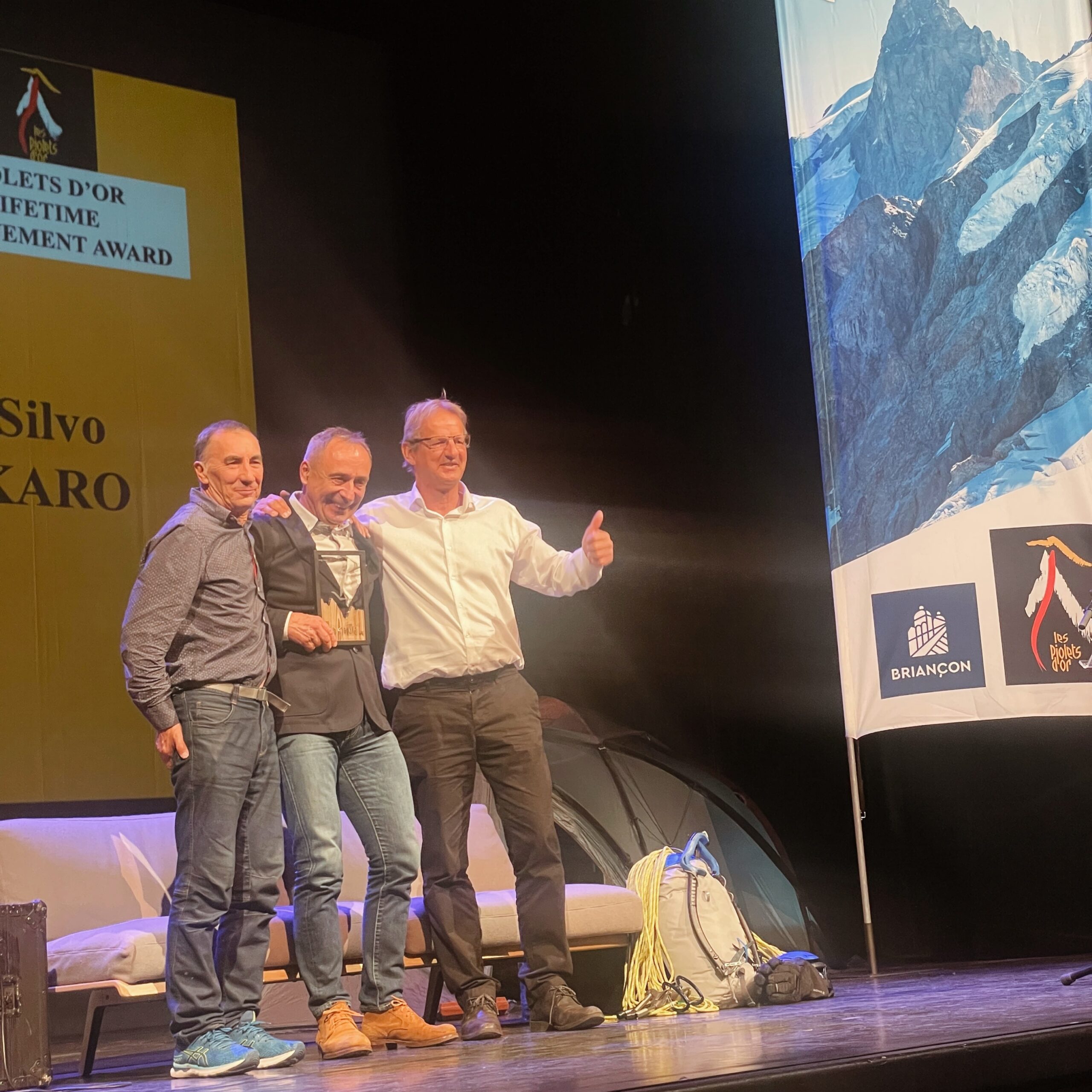 B66934A2 A321 40FA AE02 13B702BB6C00 scaled